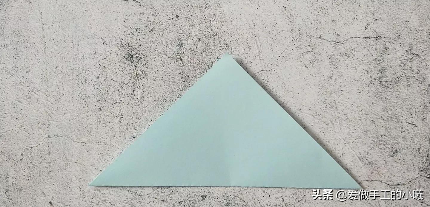 爱心窗花剪纸教程图解,长方形剪纸爱心窗花