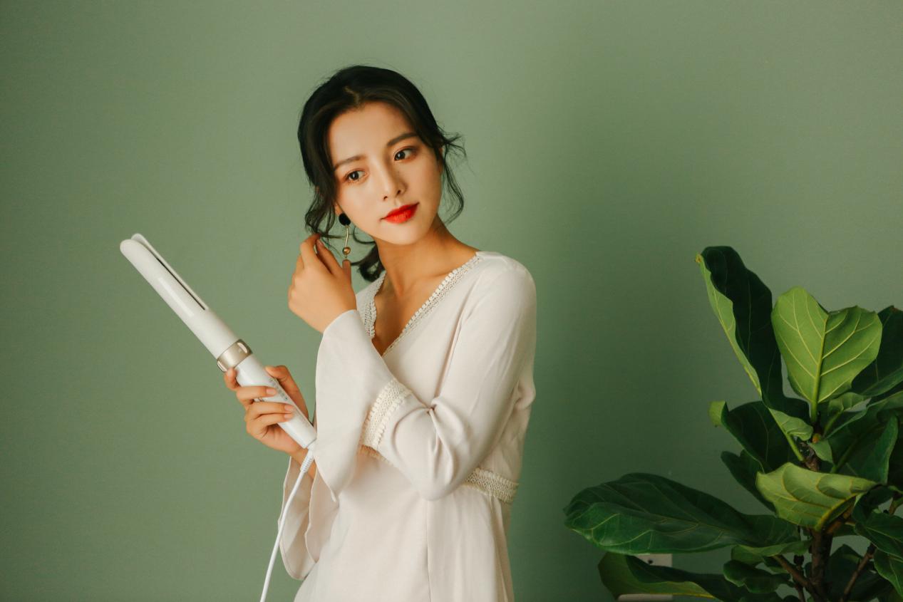 自动卷发棒太合适手残的小仙女了,短发懒人自动卷发棒