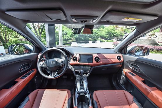 本田xrv与思域是同一款发动机吗,本田思域和xrv哪个更值得买