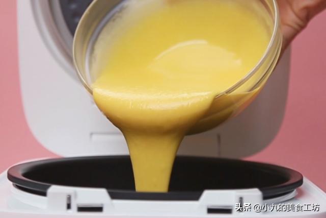 电饭锅怎么做蛋糕又软又蓬松简单,普通老式电饭锅能做蛋糕不加牛奶