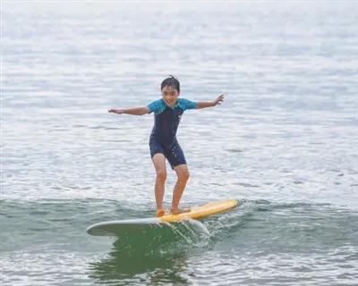 三亚冲浪第一名,中国冲浪第一人视频