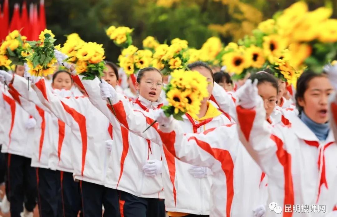 昆明市官渡区第一中学一本上线率,昆明市官渡区尚品书院学校一本率