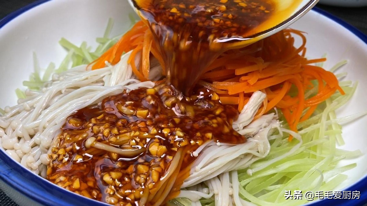 莴笋和土豆能够同吃吗怎么炒好吃,素炒酸辣莴笋片怎样炒得脆嫩好吃
