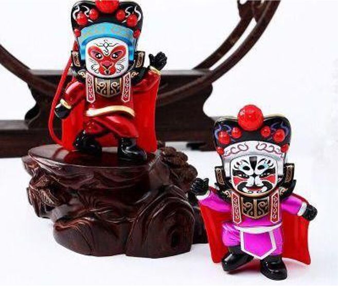 新春打卡重庆香水百合网红艺术节，坐小火车、玩玻璃滑道...