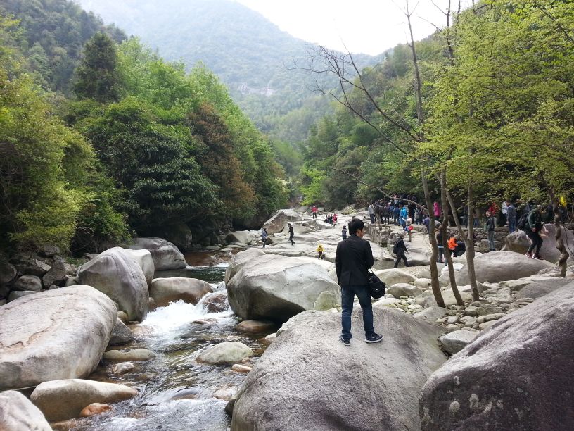 被誉为中国最美的古村落,徽州婺源风光