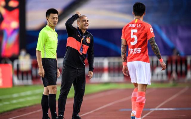 李霄鹏卡纳瓦罗恒大,李霄鹏卡纳瓦罗