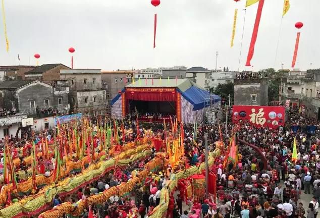 “壳王”7.5亿折价卖股，逆天豪华的澳门十三第酒店沦为一场闹剧