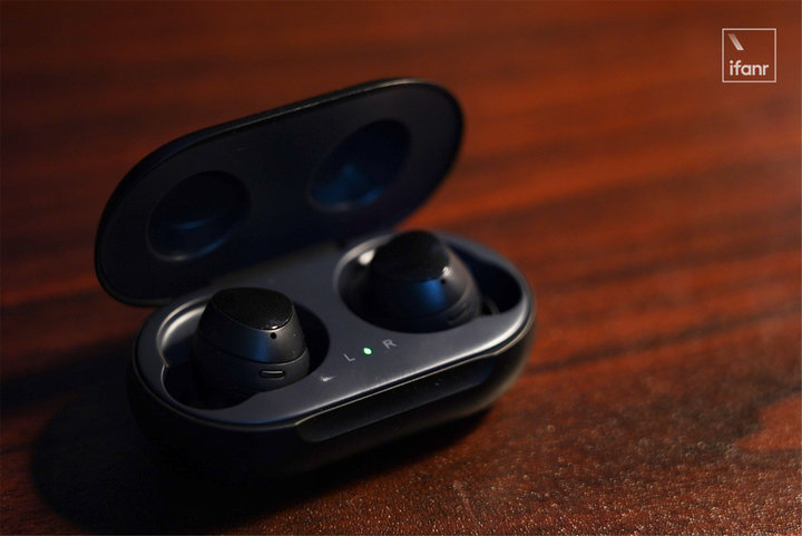 新airpods3对比二代,airpodspro对比freebudspro