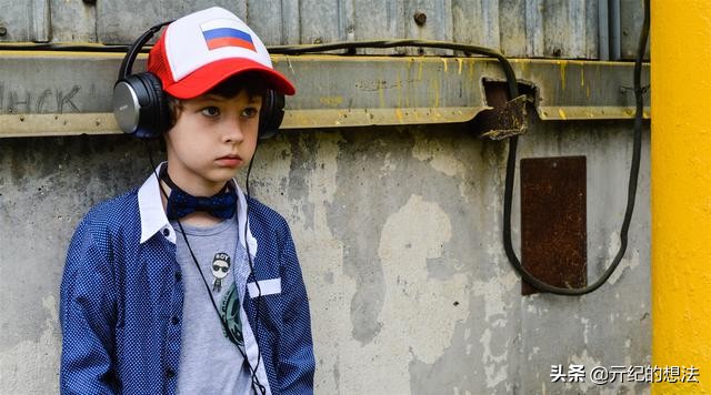 三星GalaxyZFlip3售价曝光：或不到7000元