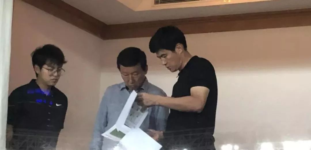 贝尼特斯大连第一场比赛,贝尼特斯首秀