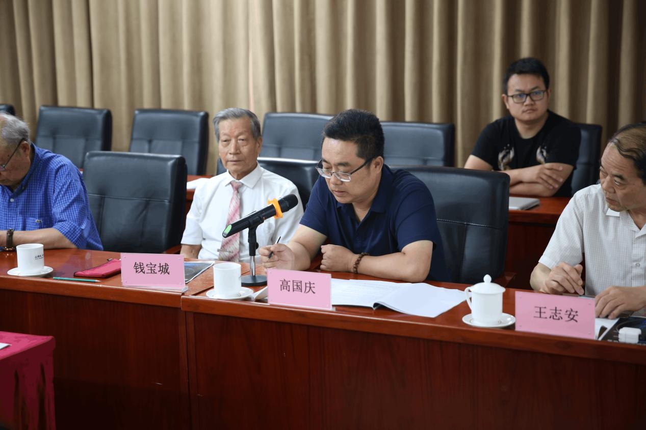 古代盟书大放异彩国宝级*物文**战国盟书学术鉴定行家研讨会召开