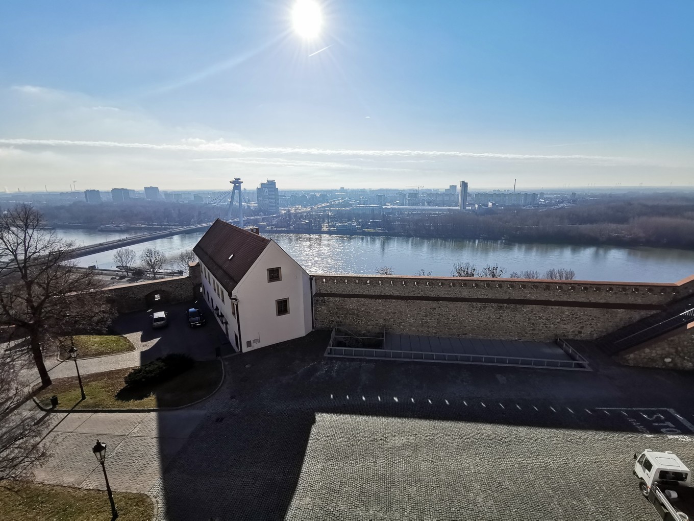 中欧旅游攻略多瑙河,中欧览秀城美食