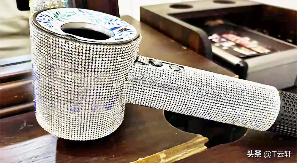 千万不要随便染头,千万别随便染头发