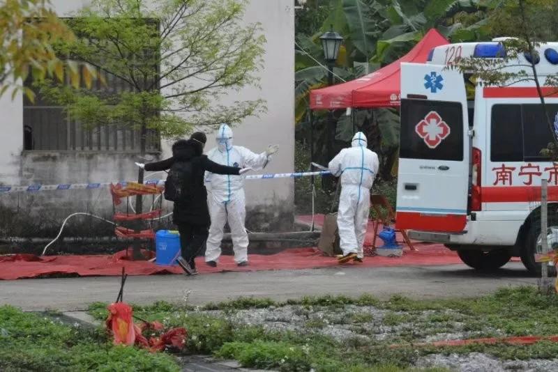 “甜”入人心！隔离疫情不隔离爱，滞留在广西的武汉人这样过元宵节