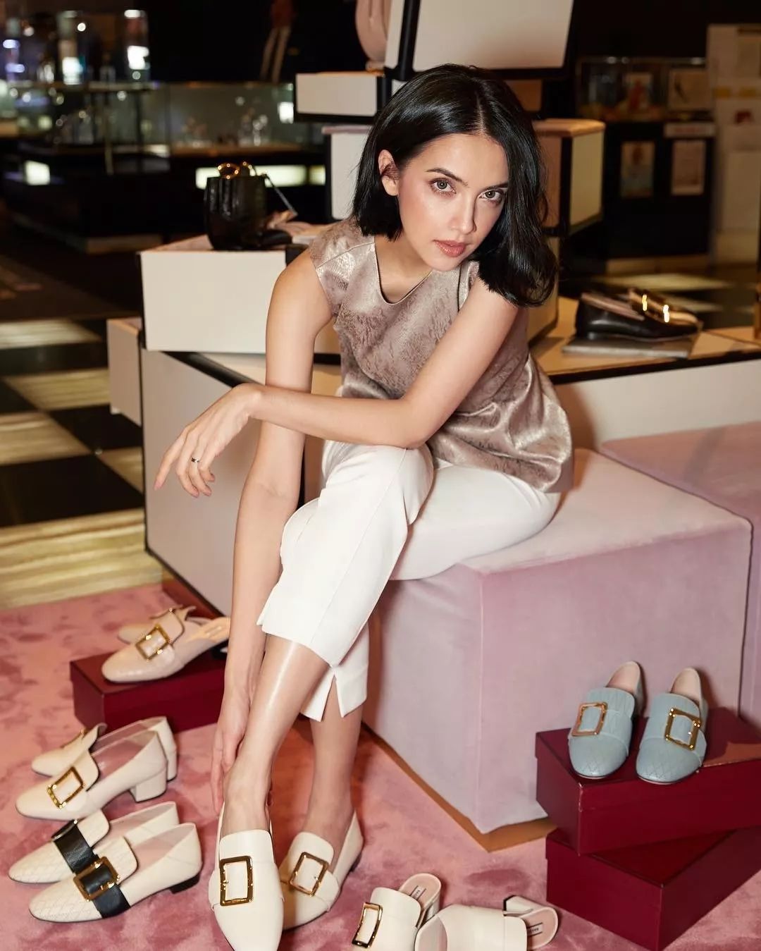 不会穿搭的姐妹正品店,日常一年四季都能够穿的百搭鞋