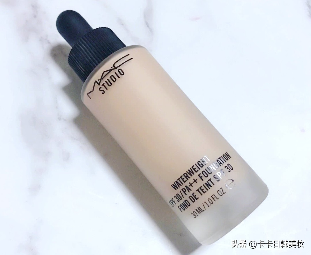 dw水润粉底液 (比dw水润一些的粉底液)