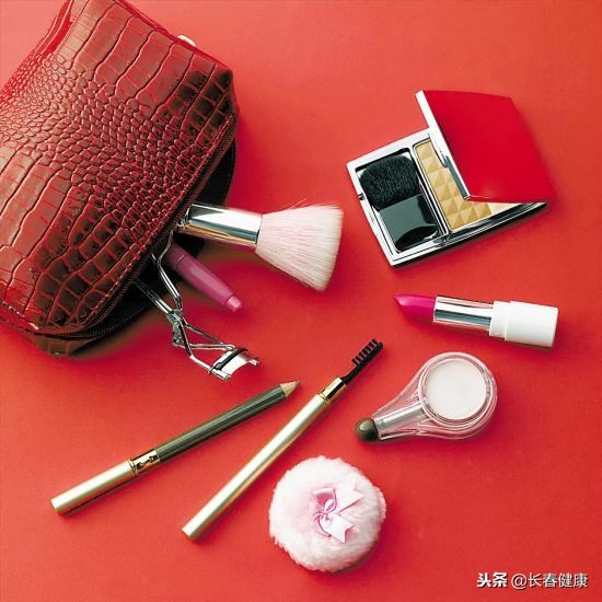 保湿化妆品能不能保护皮肤,化妆品真的能够保护皮肤吗