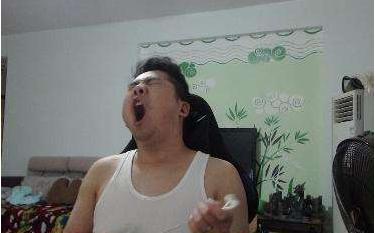 打的菜还嘲讽队友？OMG回应战队分析师喷人事件：他朋友干的