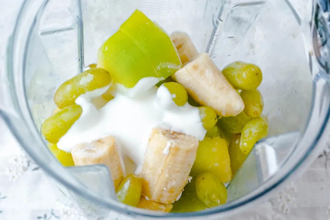 不加酸奶不加淡奶油的水果冰淇淋,不加牛奶只加奶油的原味冰淇淋