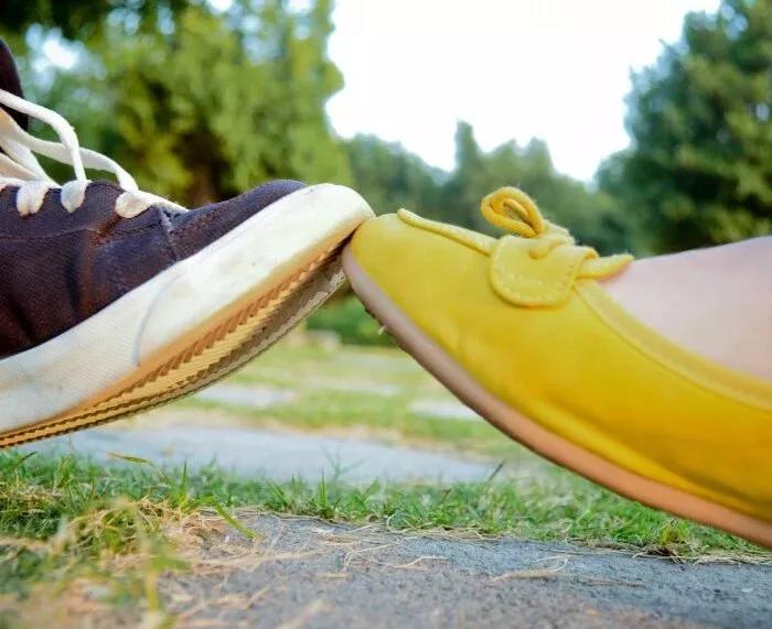 闺蜜友情句子唯美简短八个字,希望和闺蜜的友情一直下去的说说