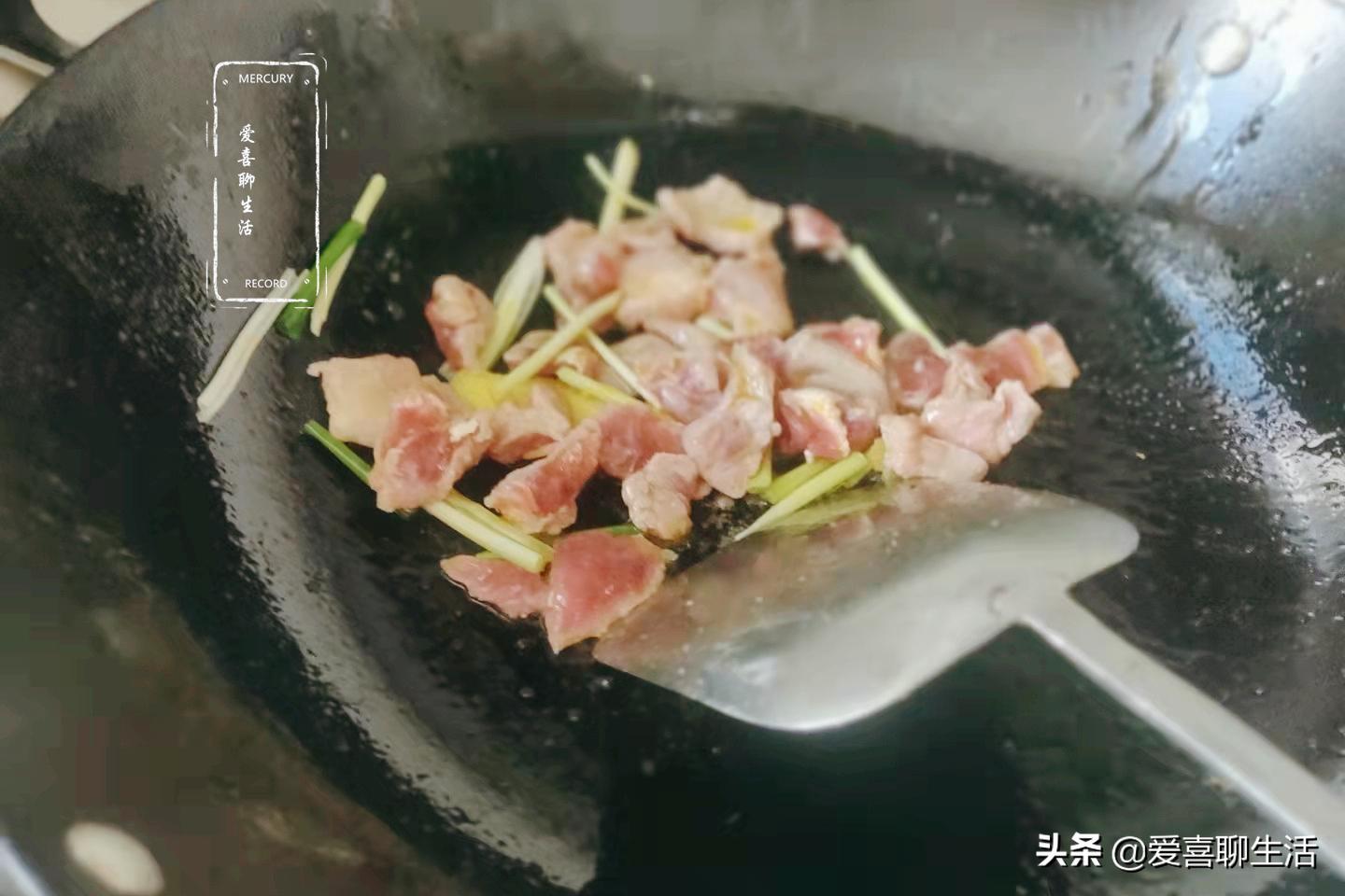 中秋家人聚餐，别忘记炒一盘它，8分钟出锅，鲜美松软比板栗还香