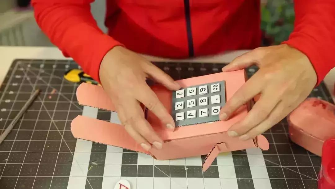 双11快递盒使用方法,双11竟然堆了这么多包裹