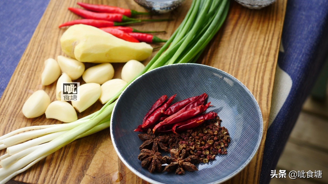 螃蟹怎么炒又肥又大,螃蟹跟什么炒好吃呢