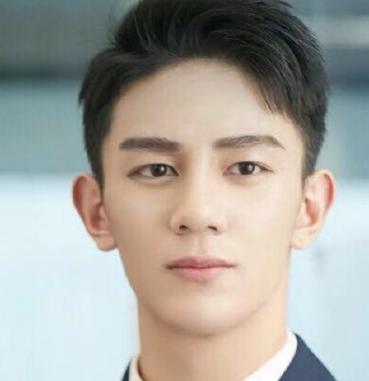 如何分辨鼻子整没整过,如何辨别鼻子有没有整过