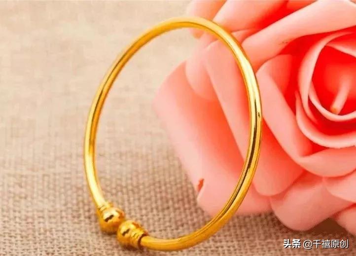 合适年轻人戴的黄金手镯款式推荐,黄金手镯首饰选购攻略