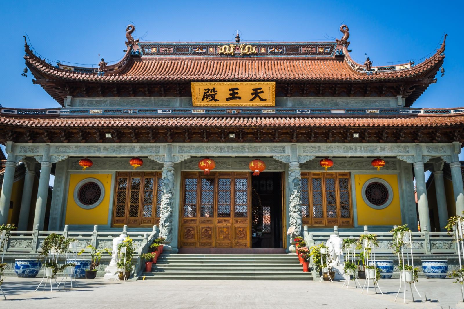 上海寺庙简介20座，据说前十座祈福灵验，附上海168座寺庙名录