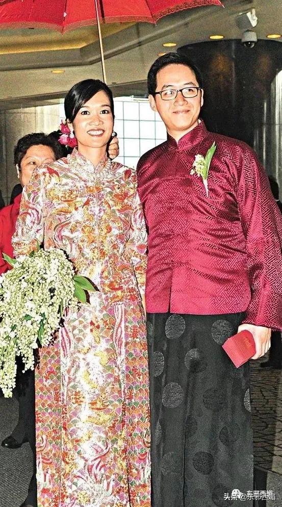 一顿天价的饭局,天价饭局8个人吃掉40万