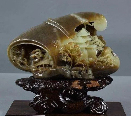 翡翠与和田玉哪个是玉石之王,翡翠和田玉中国四大名玉是什么