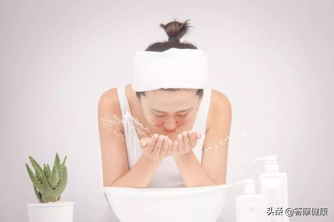 下巴肤色暗沉怎么解决,双下巴的位置肿了怎么消肿