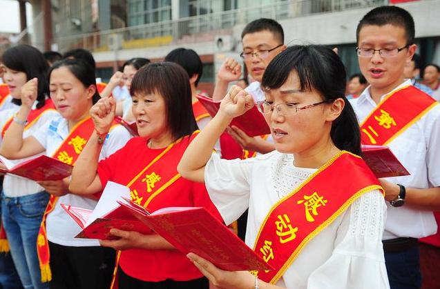 教师评职称改革最新信息,教龄满30年能够直接晋升职称吗