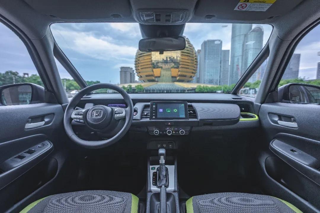 小型汽车的底盘都多高,小型车底盘