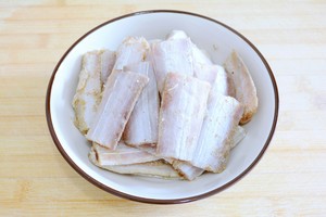 煎带鱼的小窍门保准不破皮不粘锅,香煎带鱼不粘锅不破皮