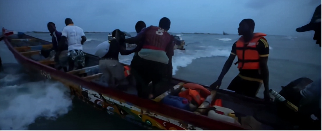 非洲人的捕鱼绝技，一天能捕7吨鱼，出海全凭肉眼找鱼