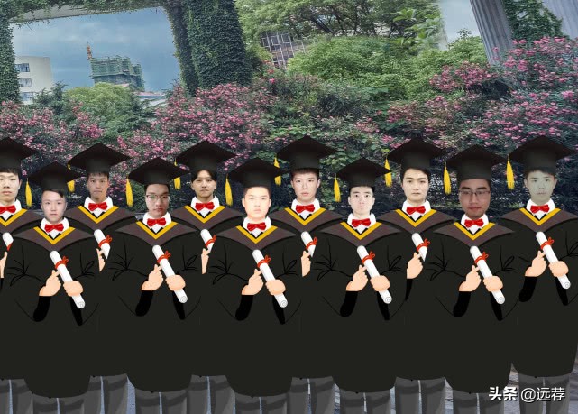 湖南某大学云毕业照火了！被质疑像“恐怖片”！感觉瘆得慌