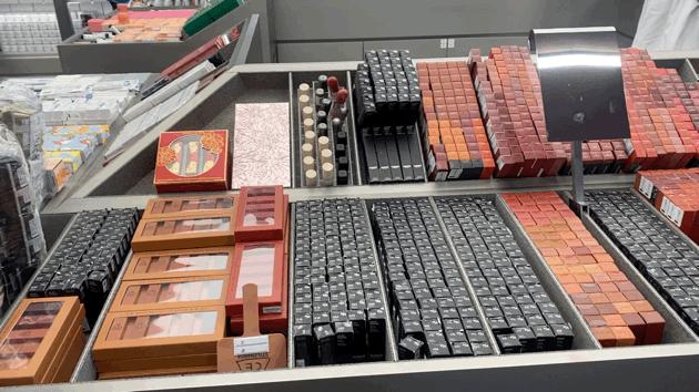 上海探店化妆品小样,话梅上海店化妆品小样