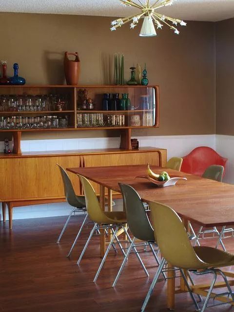 房屋建造欧式,家里装修用墙板吗