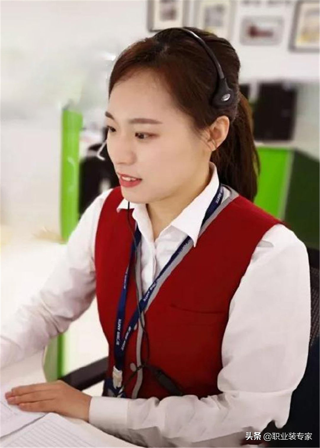 厦门地铁制服标志,地铁制服图片