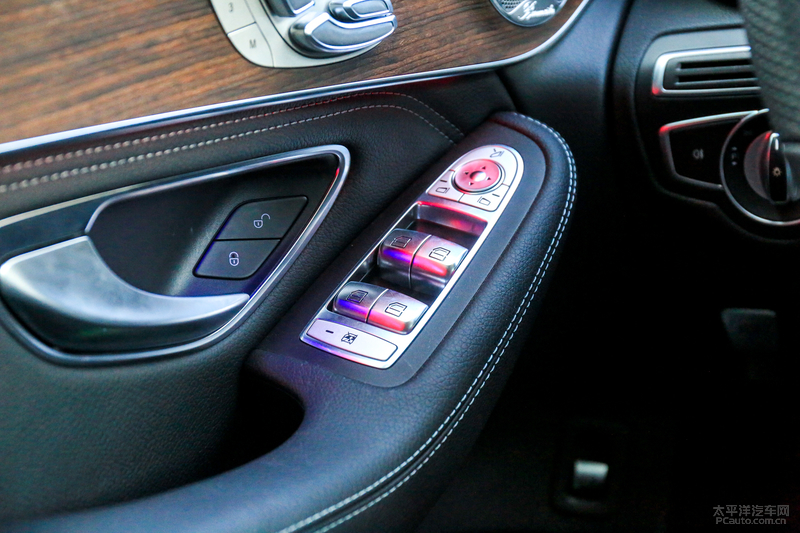 glc300l2021款和2020款的区别,2016款奔驰glc300豪华测试