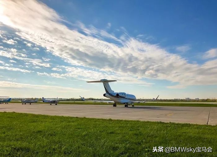 哪一台宝马合适改装m4,买bmw送什么礼品