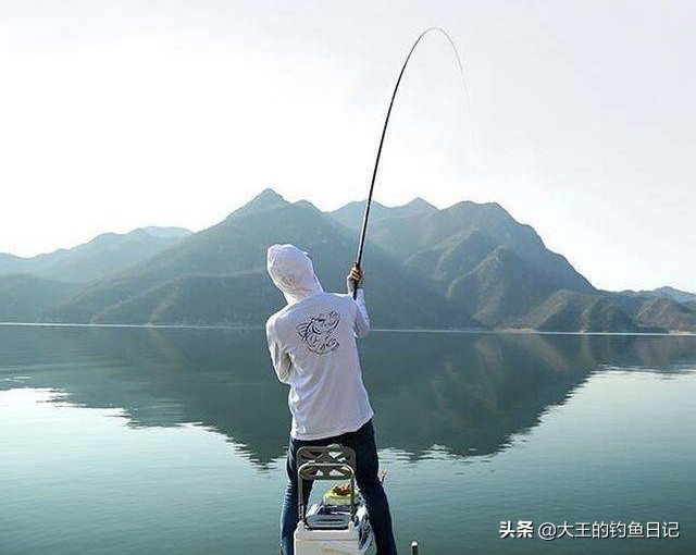 野钓浮钓调漂最佳方法,野钓浮漂怎么调最准确