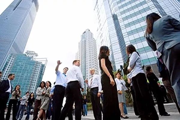 30多岁转行做猎头工作怎么样,2024转行做猎头行业现状及前景