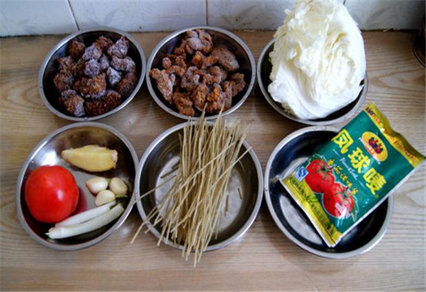 河南大烩菜合适买什么菜,白菜粉条豆腐酥肉烩菜的家常做法