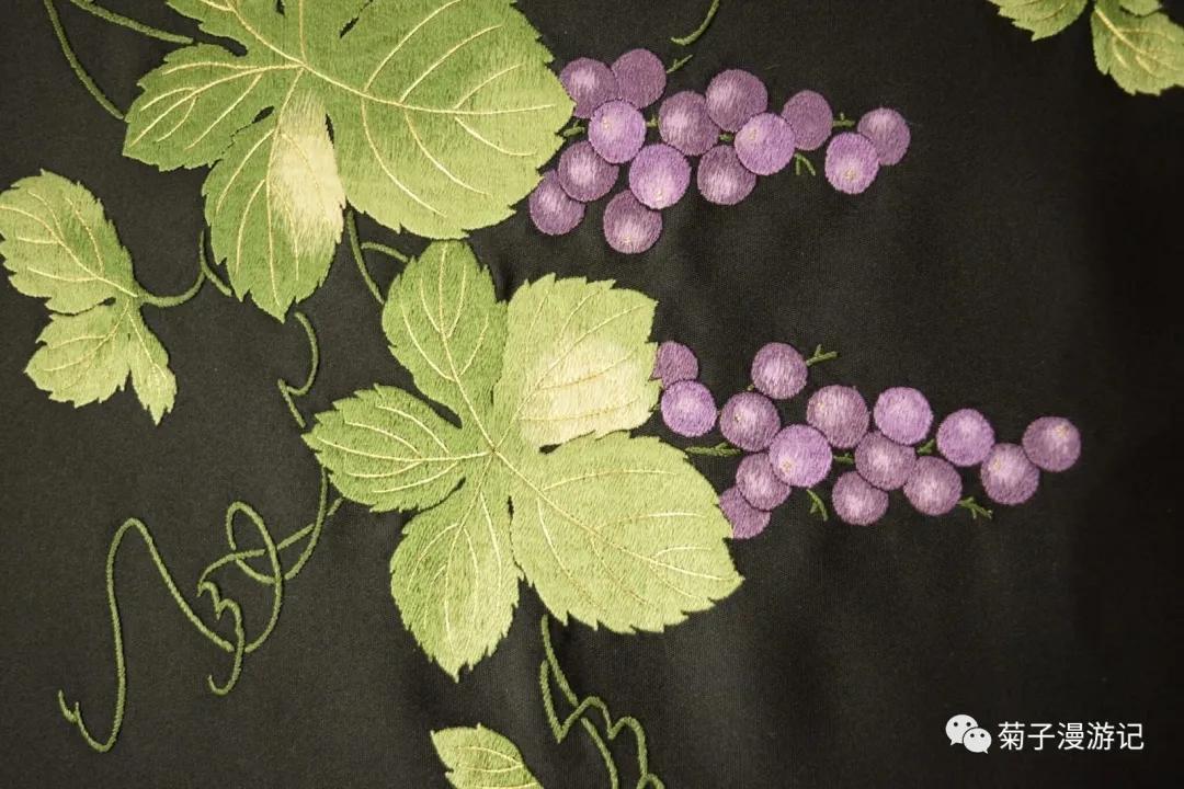 京百工系列之京绣--花随玉指添春色，鸟逐金针长羽毛