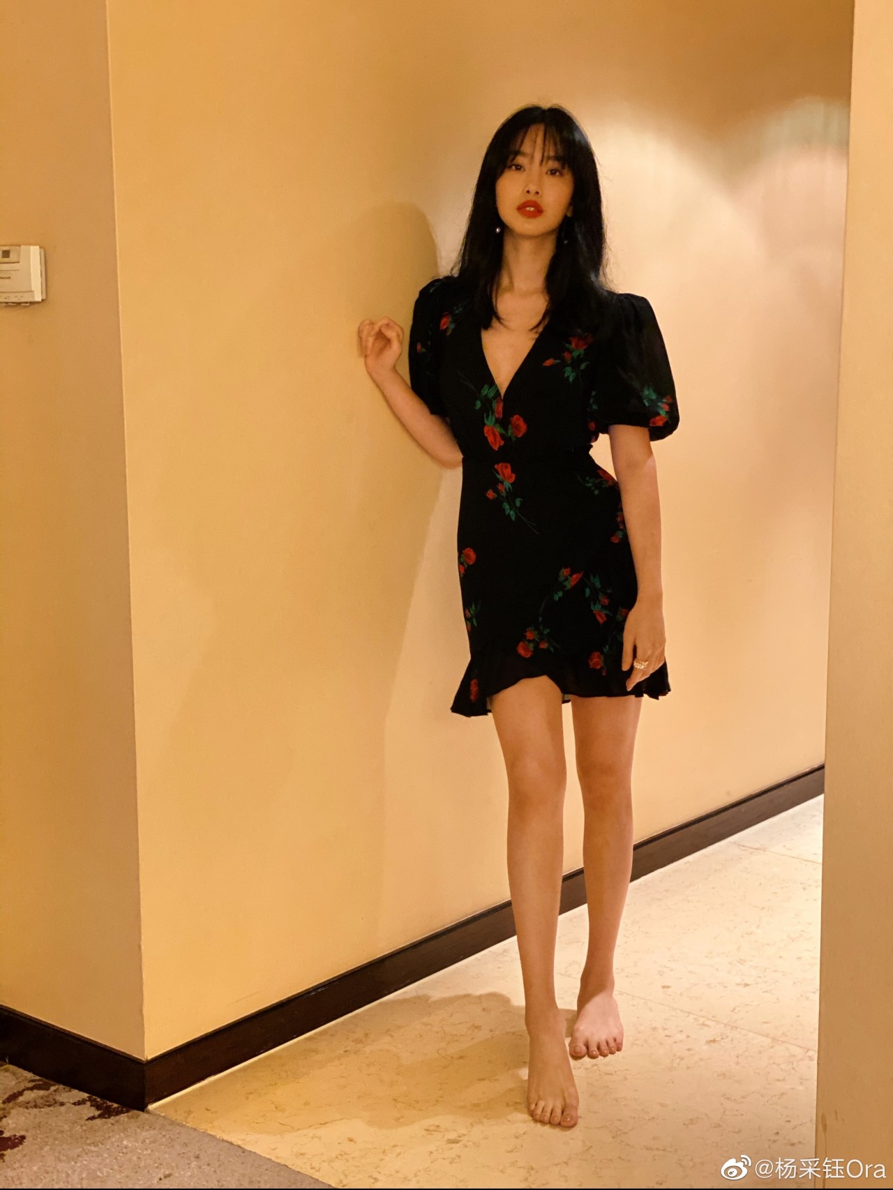 杨采钰法式风穿搭特点,杨采钰复古穿搭