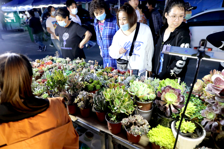 明达夜市推荐,国庆明达夜市