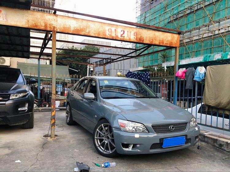 凌志is200改宽体,凌志is200跟250的区别